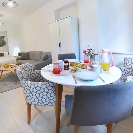 Valentina Free Parking * Mostar